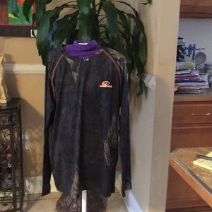 NWT Mossy Oak men’s Camo shirt Size M (38-40)